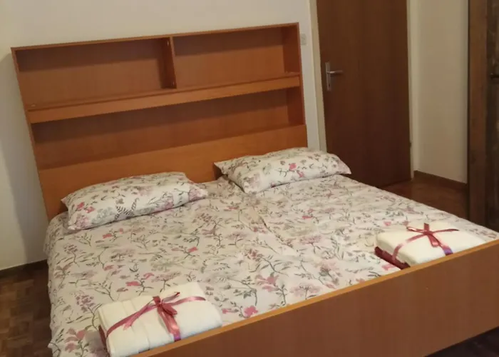 Apartma Pri Ivanu *